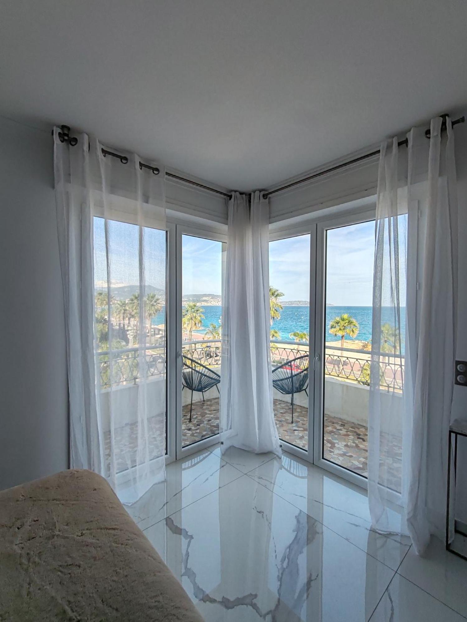 Beach Front, Superbe Appartement Pour 4 Personnes Nice Exterior photo